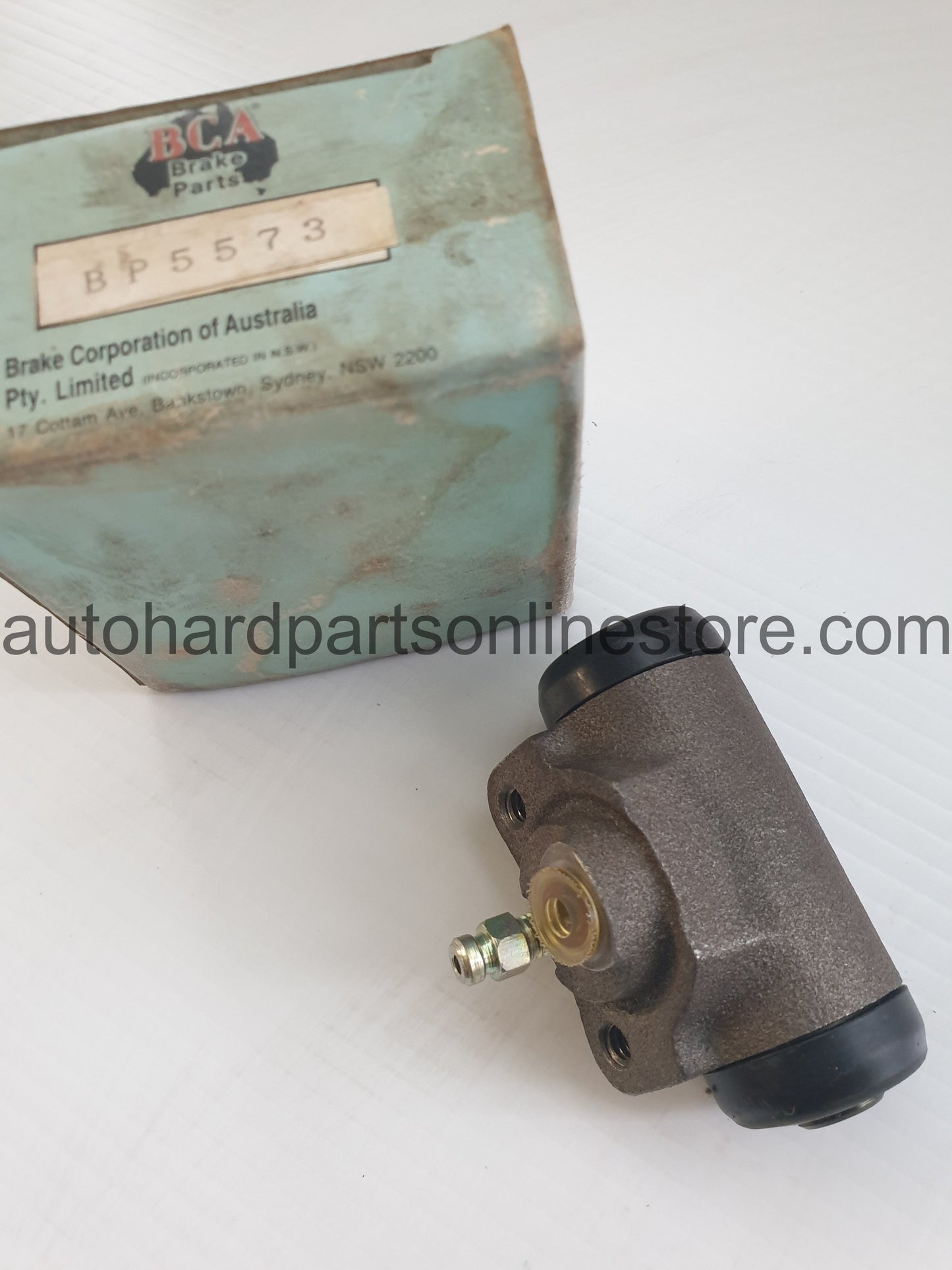 BCA wheel cylinder assembly