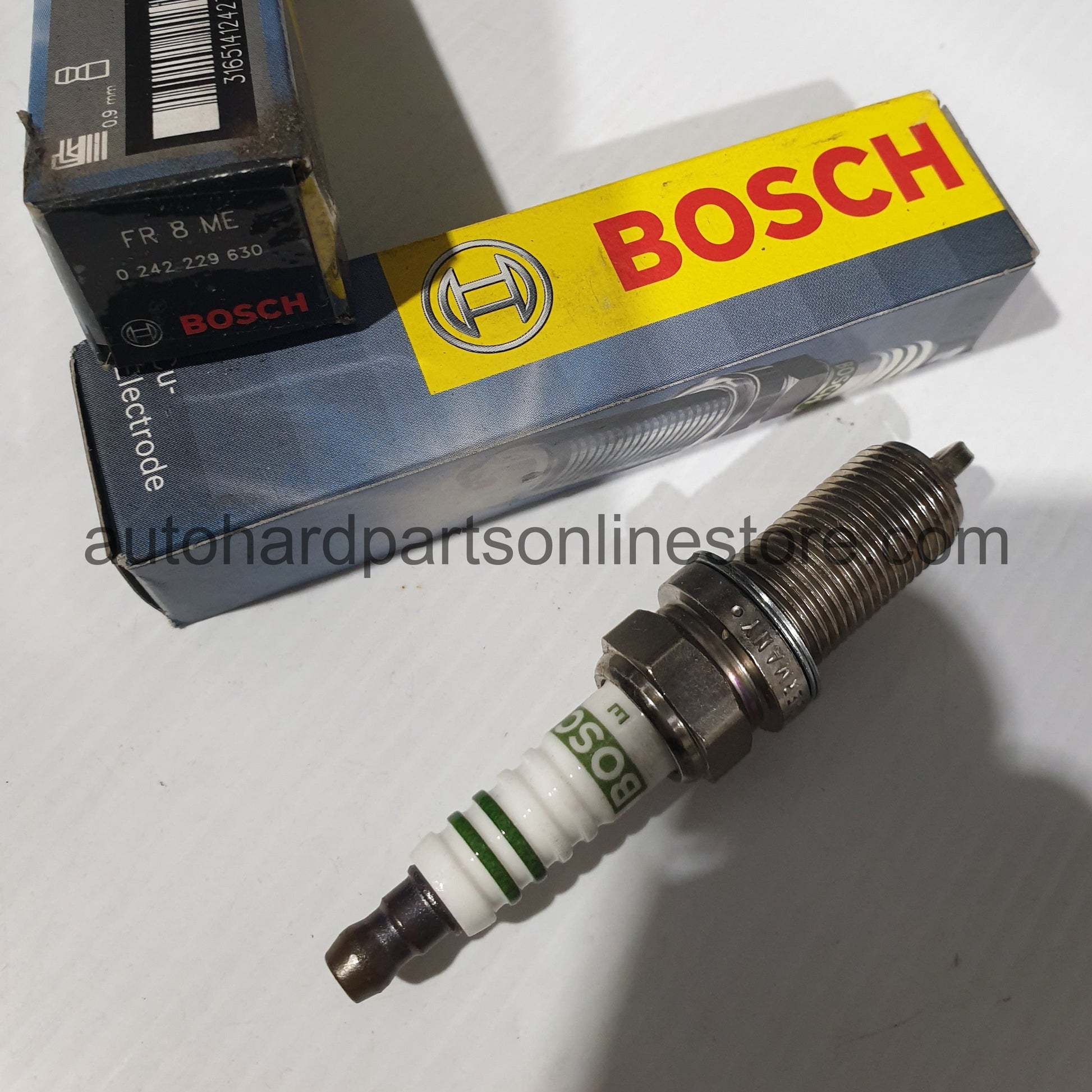 Bosch spark plug